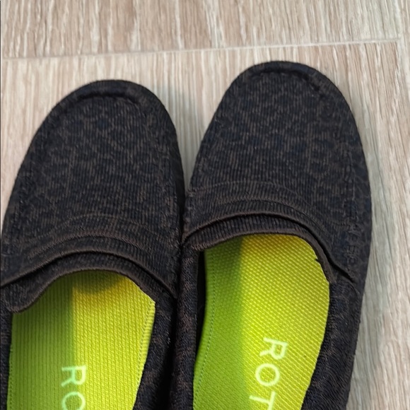 Rothy's Black and Green Flats for Effortless Style - Picture 4 of 4